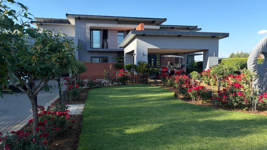 4 Bedroom Property for Sale in Grimbeeck Park North West